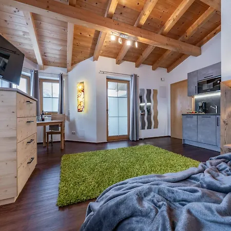 Ahornblick Im Johanna In Hippach-mayrhofen - Naehe Skipiste *