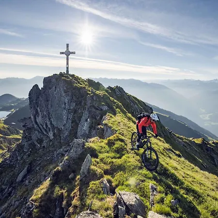 Ahornblick Im Johanna In Hippach-mayrhofen - Naehe Skipiste Apartman *