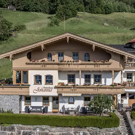 Ahornblick Im Johanna In Hippach-mayrhofen - Naehe Skipiste *