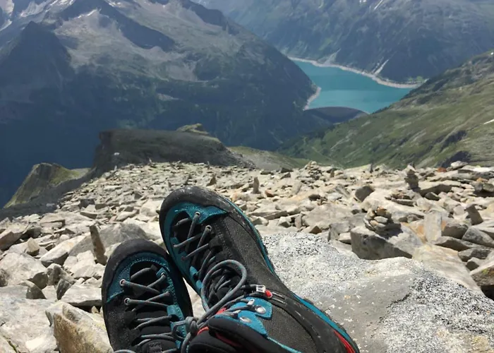 Ahornblick Im Johanna In Hippach-mayrhofen - Naehe Skipiste Apartman