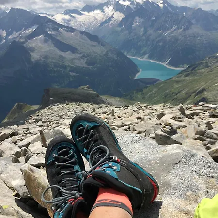 Ahornblick Im Johanna In Hippach-mayrhofen - Naehe Skipiste Lägenhet